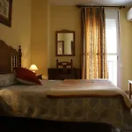 Otel Arunda I *
